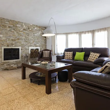 Casa En Zona Residencial Tranquila בית נופש אס קסטיי