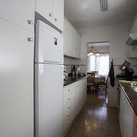 Casa En Zona Residencial Tranquila